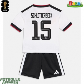 Tyskland Nico Schlotterbeck #15 Hemmaställ Barn VM 2026 Kortärmad (+ Korta byxor)